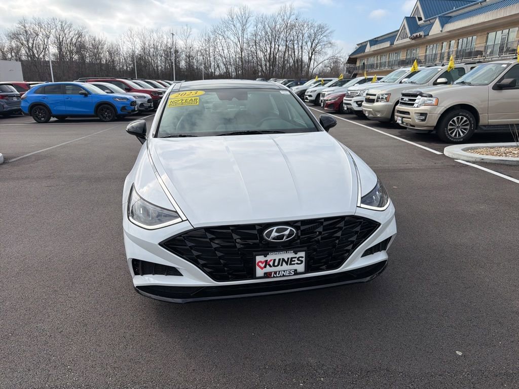 Used 2023 Hyundai Sonata SEL Plus FWD image 2