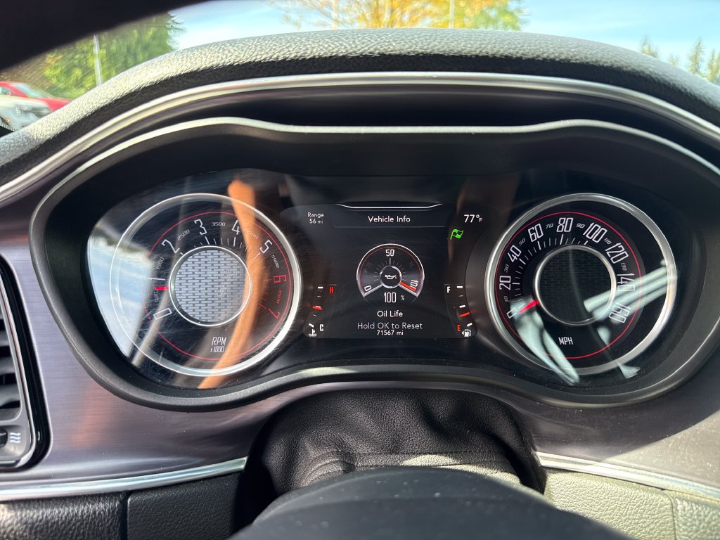 Used 2015 Dodge Challenger R/T Shaker RWD image 20