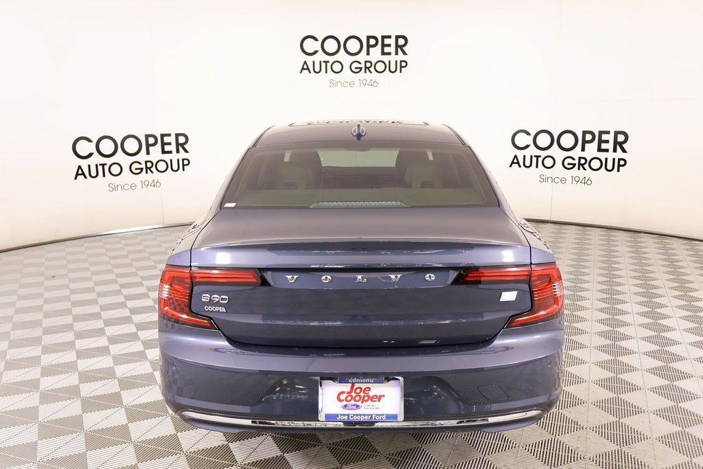 Used 2024 Volvo S90 T8 Ultimate w/ Lounge Package AWD/4WD image 22
