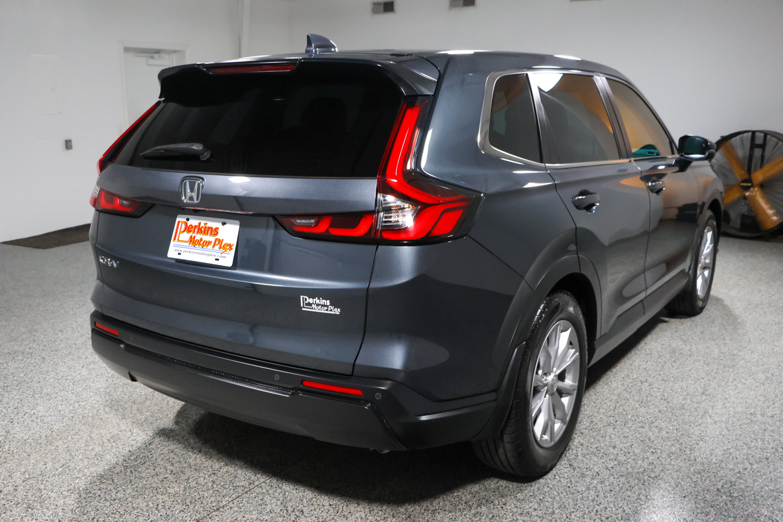 Used 2025 Honda CR-V EX-L image 7