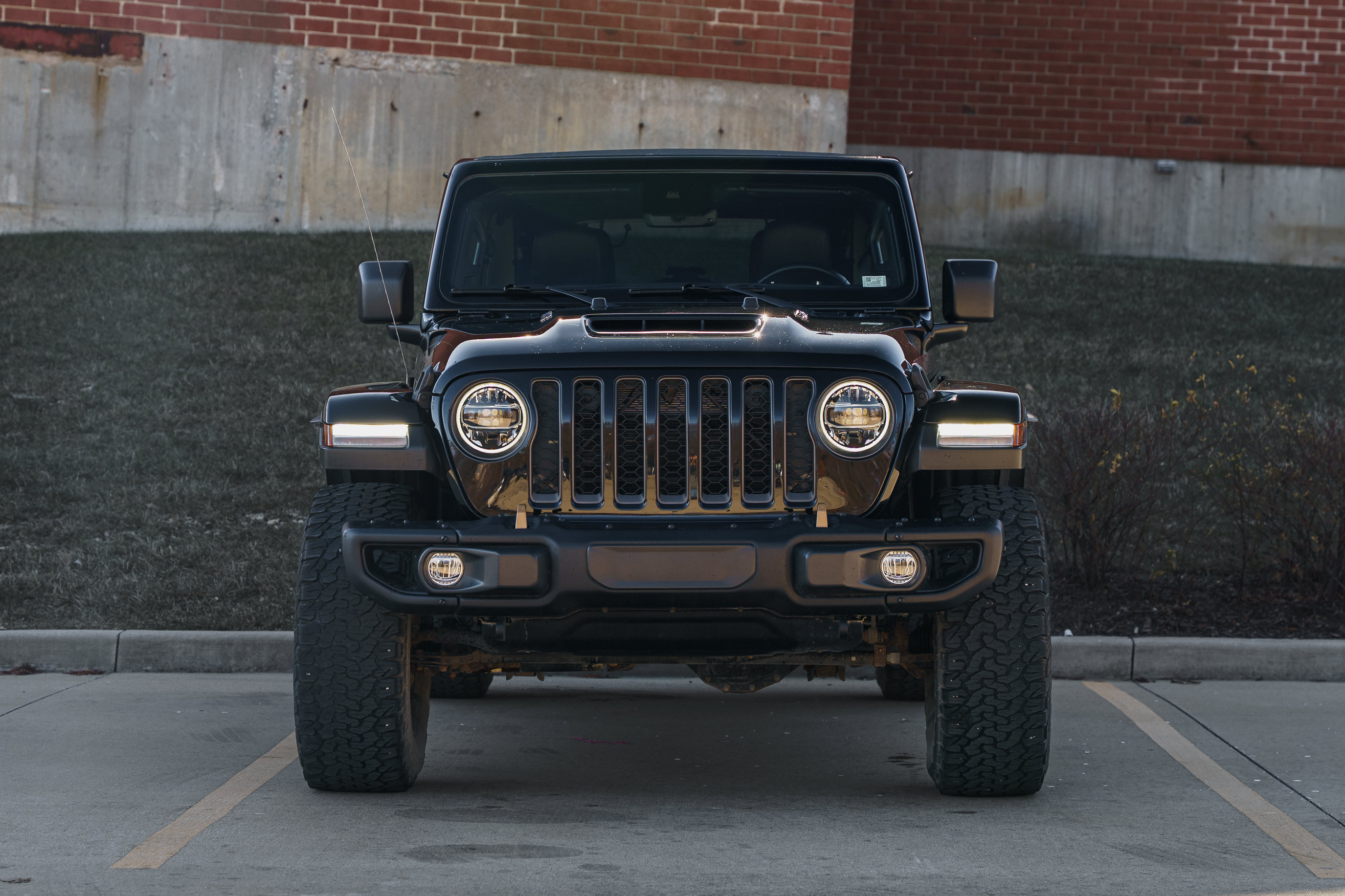 Used 2021 Jeep Wrangler Unlimited Rubicon w/ Xtreme Recon 35" Tire Package AWD/4WD image 29
