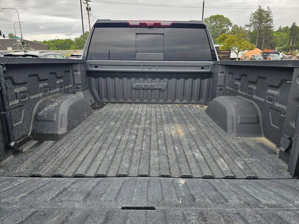 Used 2023 GMC Sierra 1500 AT4 w/ AT4 Premium Package AWD/4WD image 16