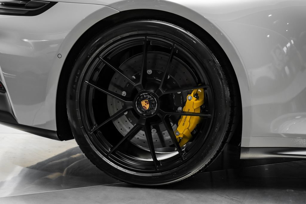 Used 2026 Porsche 911 Carrera GTS RWD image 55