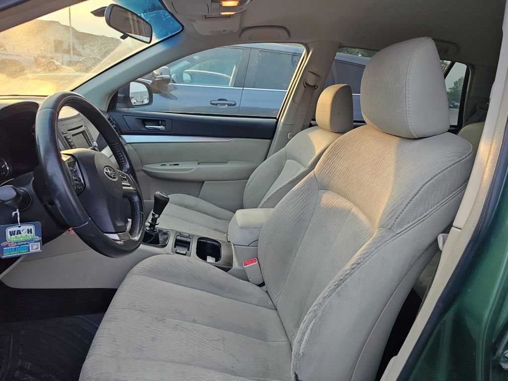 Used 2012 Subaru Outback 2.5i Premium AWD/4WD image 8