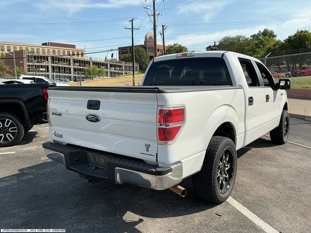 Used 2014 Ford F150 XLT w/ Trailer Tow Package RWD image 4