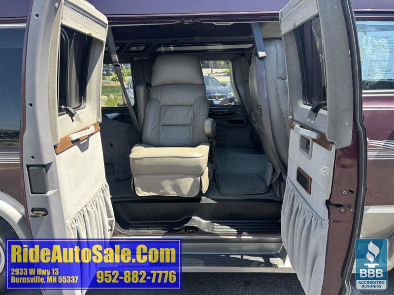 Used 2000 Dodge B1500 RWD image 16
