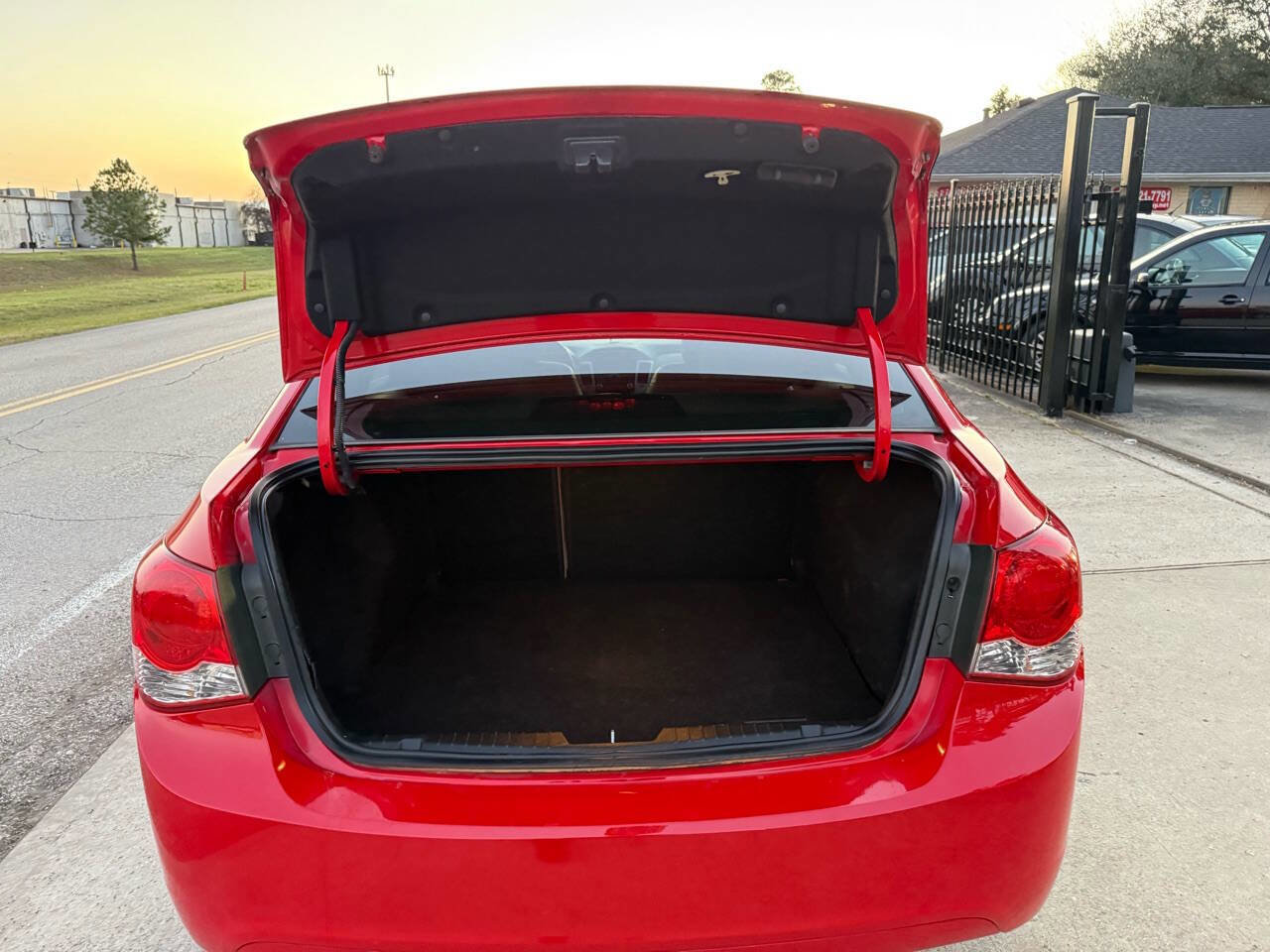 Used 2014 Chevrolet Cruze Diesel image 18