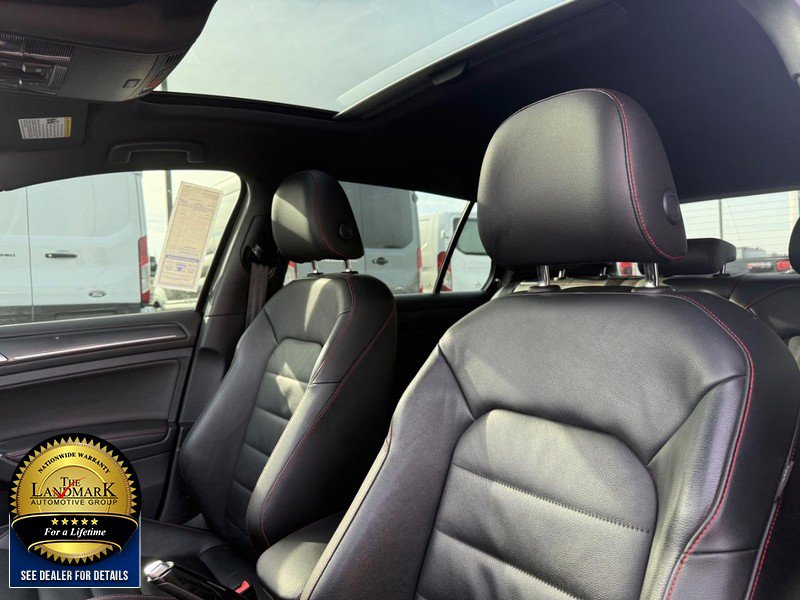 Used 2018 Volkswagen GTI SE w/ SE Leather Package image 22
