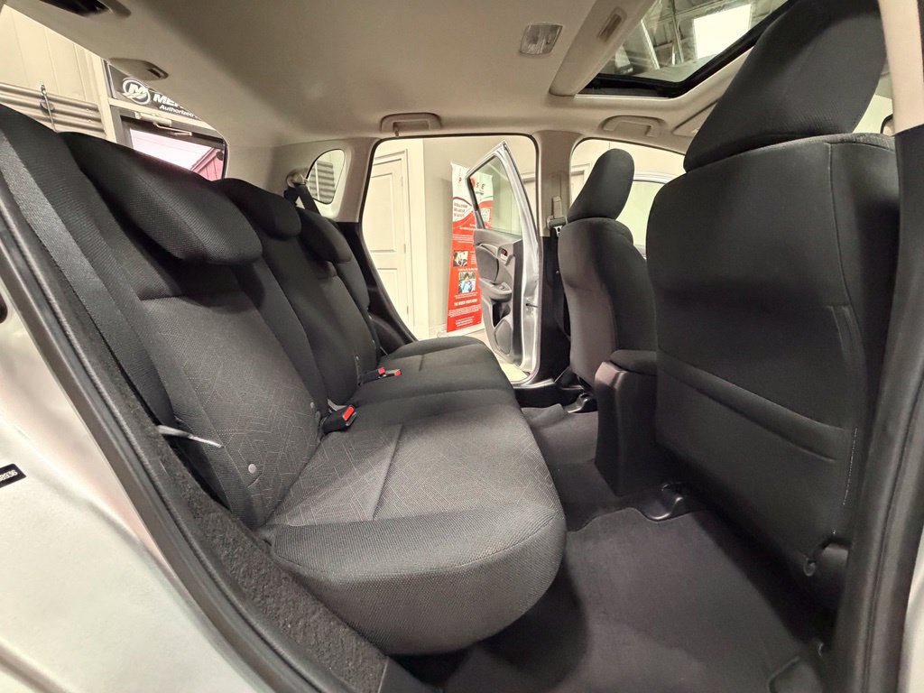 Used 2015 Honda Fit EX image 45