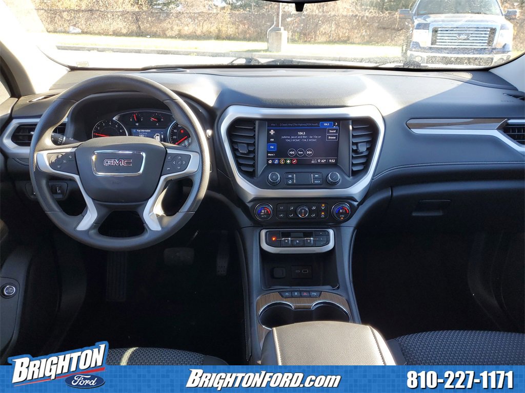 Used 2023 GMC Acadia SLE w/ Driver Convenience Package image 13