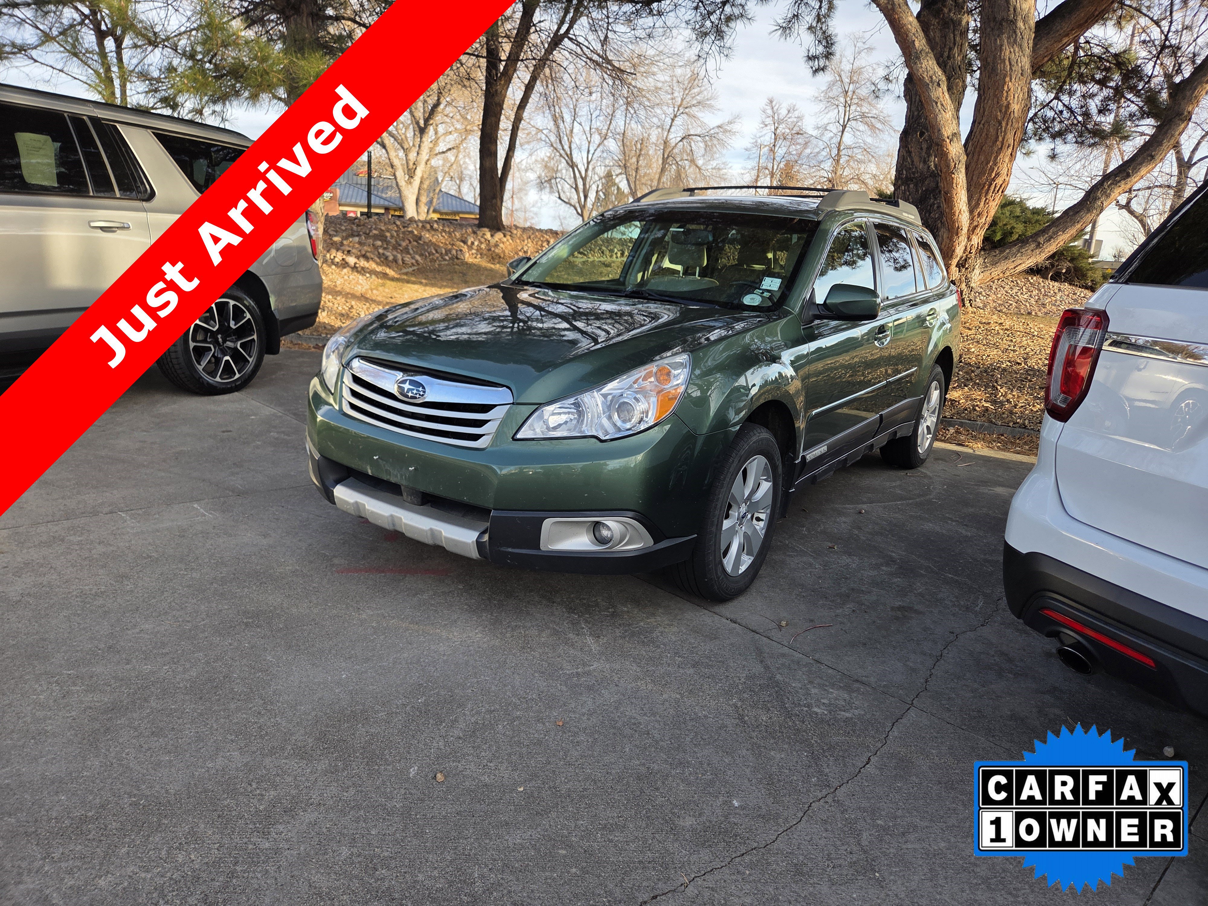 Used 2012 Subaru Outback 2.5i Limited w/ Moonroof Pkg image 1