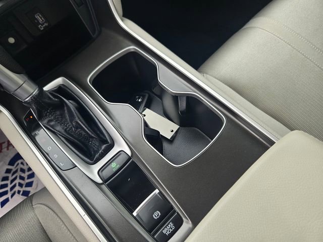 Used 2018 Honda Accord EX image 15