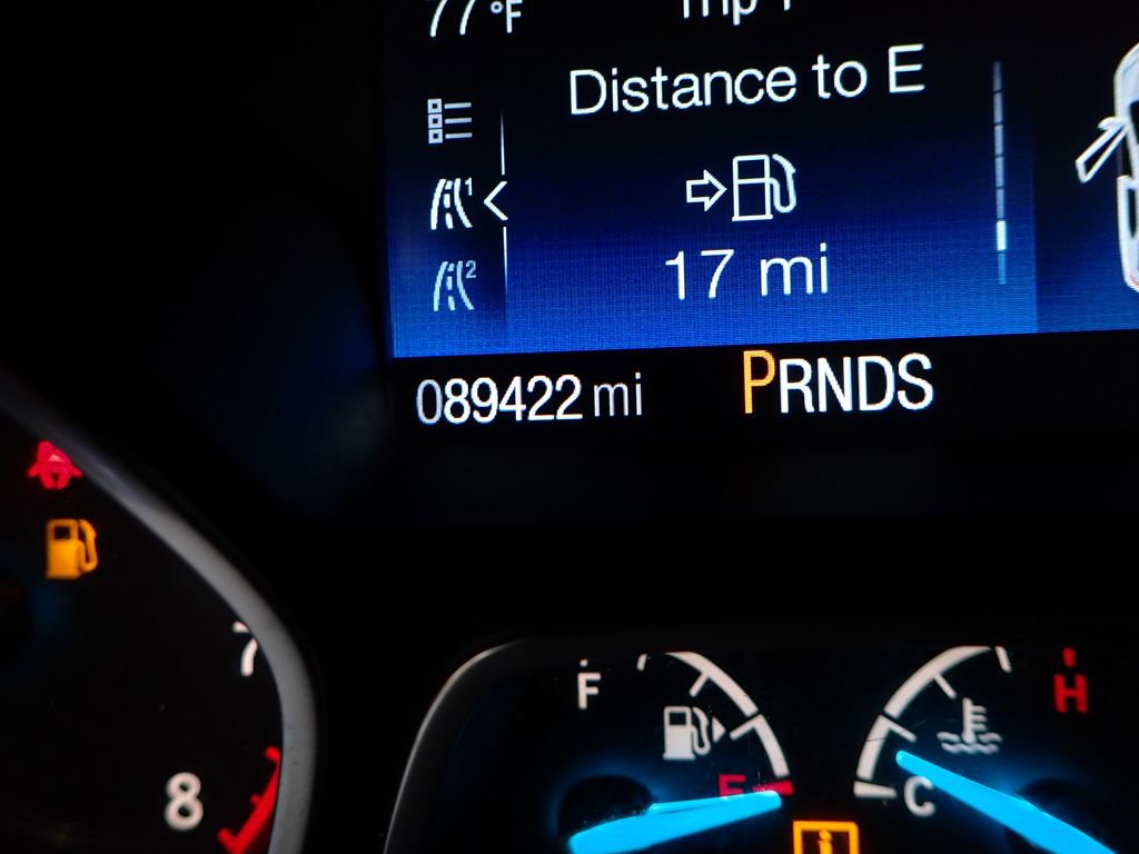 Used 2018 Ford Escape SE w/ SE Sync 3 Package AWD/4WD image 43