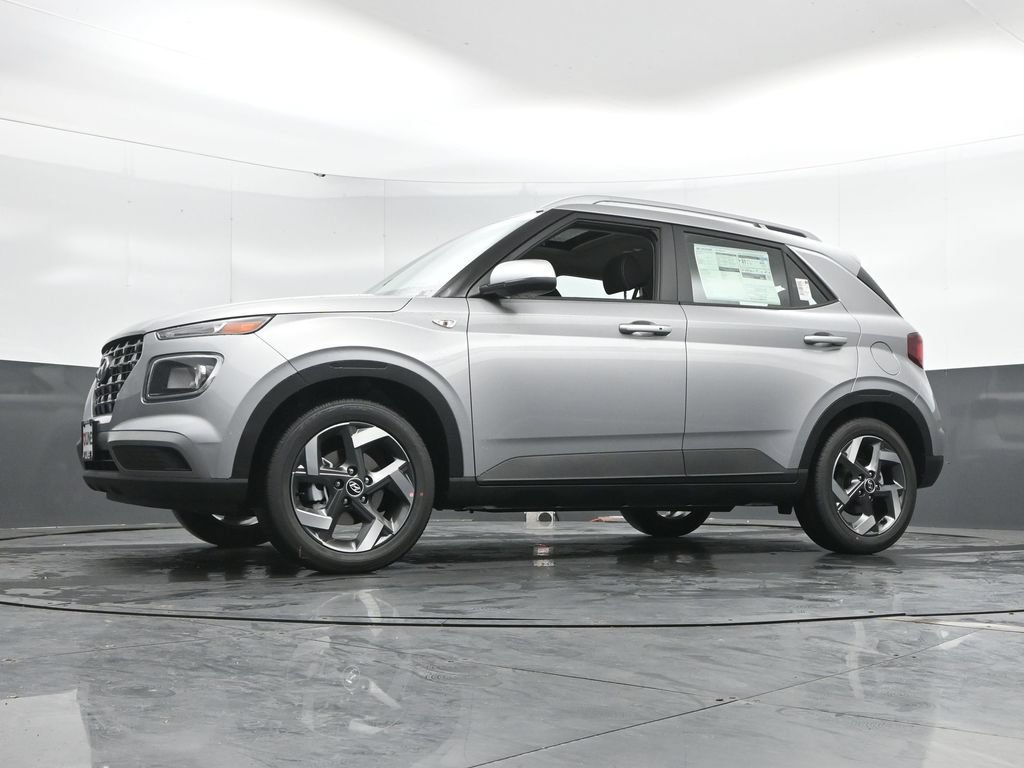 New 2026 Hyundai Venue SEL FWD image 46