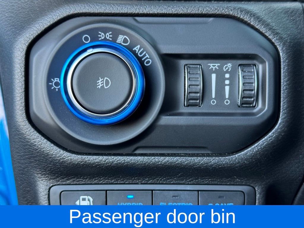 Used 2021 Jeep Wrangler Unlimited Sahara w/ Cold Weather Group image 14