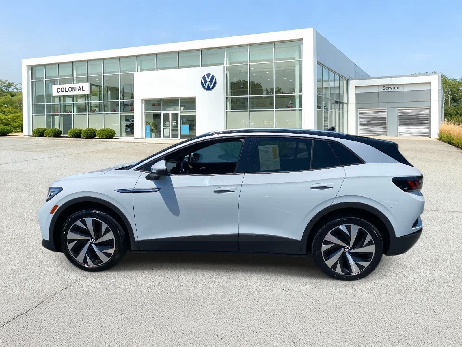 Used 2021 Volkswagen ID.4 Pro S w/ Gradient Package AWD/4WD image 2
