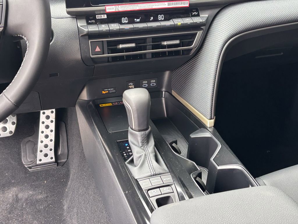 New 2026 Toyota Camry SE image 17