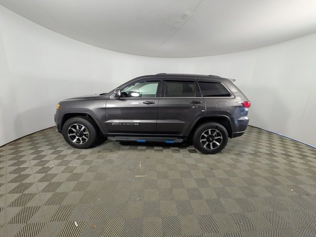 Used 2020 Jeep Grand Cherokee Laredo w/ Security & Convenience Group image 15
