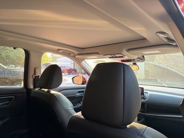 Used 2021 Nissan Rogue SV w/ Premium Package FWD image 15