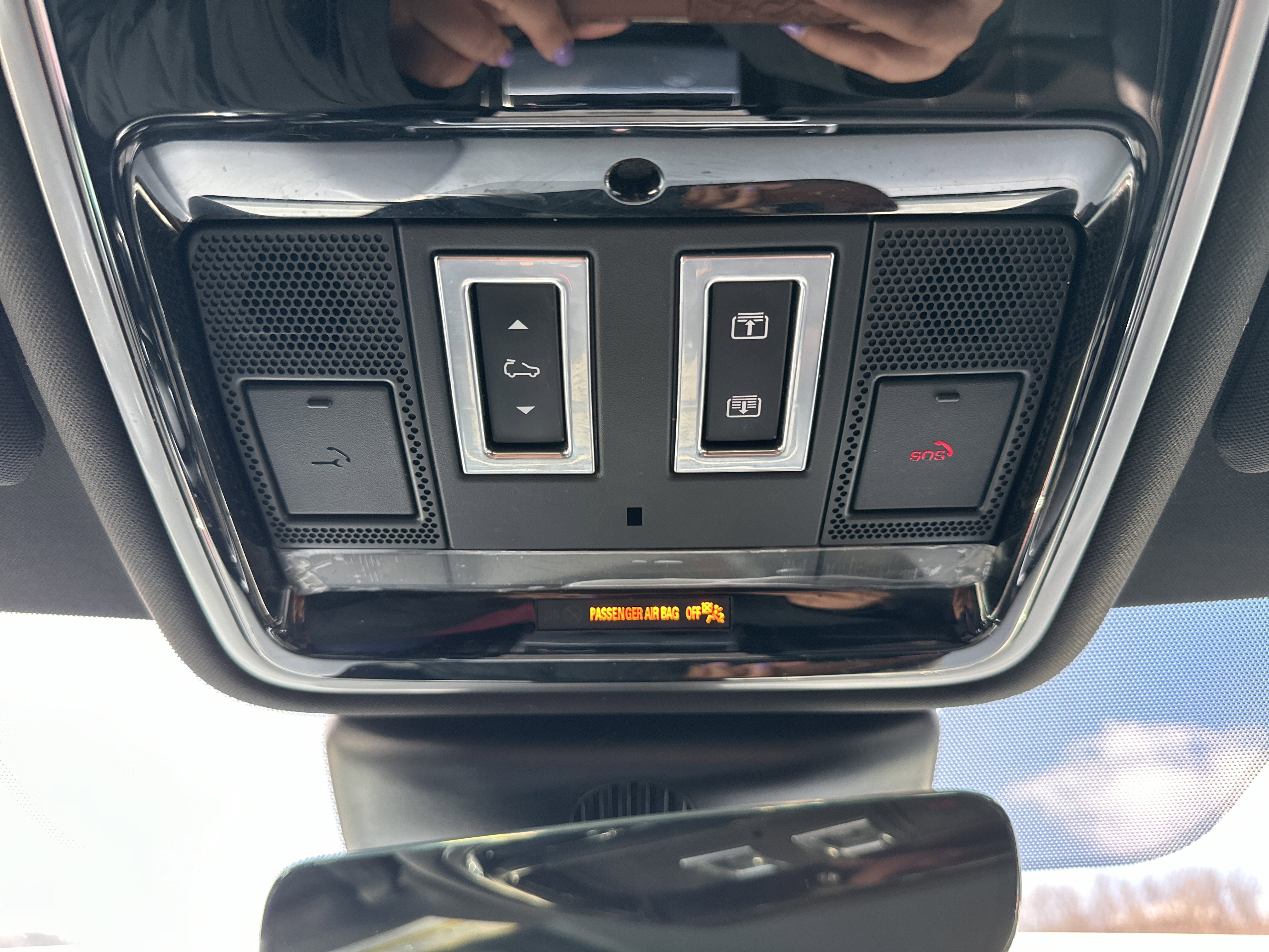 Used 2020 Land Rover Range Rover Velar S image 26