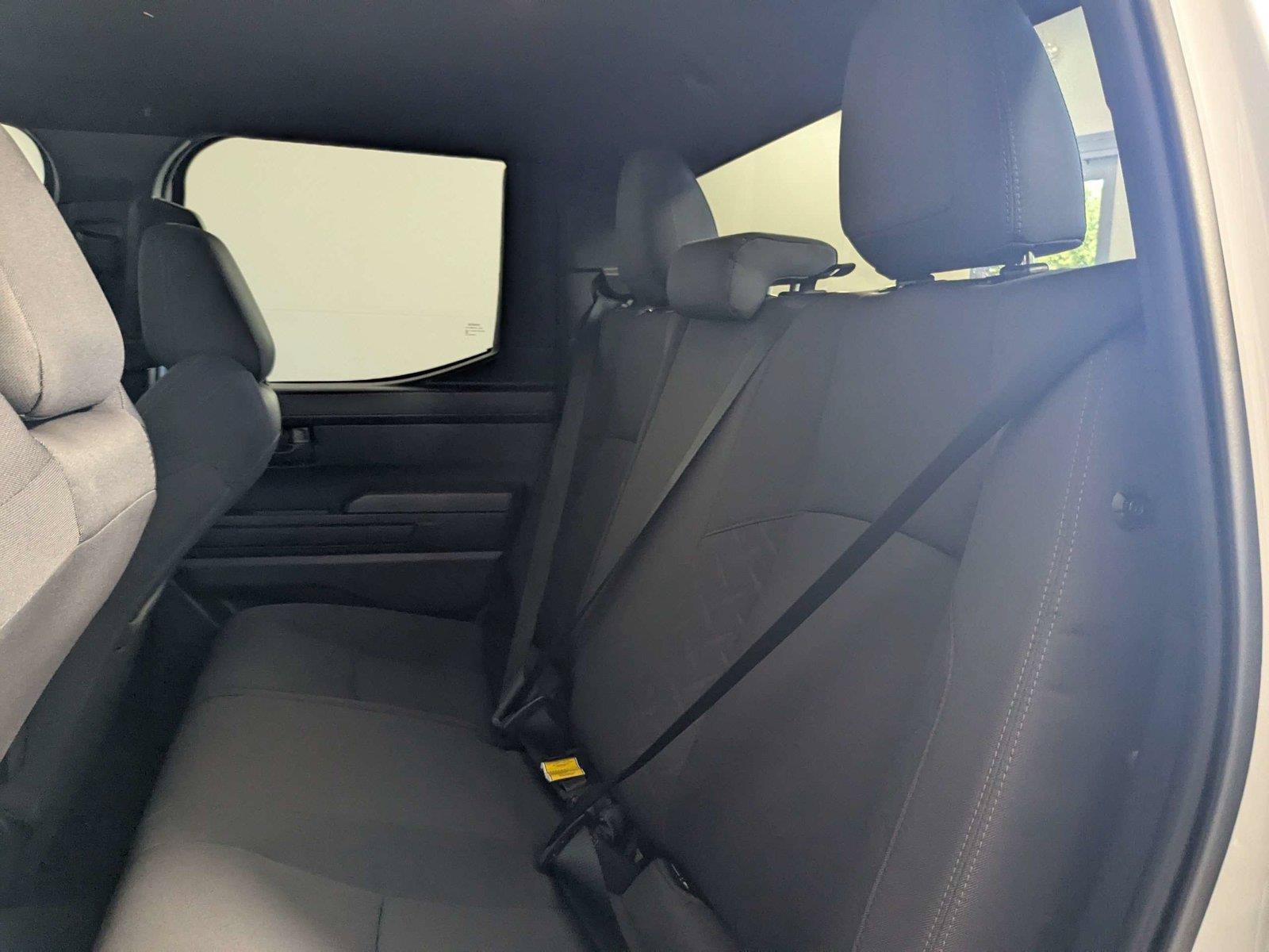 Used 2025 Toyota Tacoma SR AWD/4WD image 34