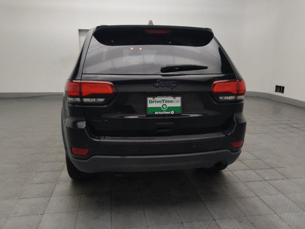 Used 2018 Jeep Grand Cherokee Laredo AWD/4WD image 6