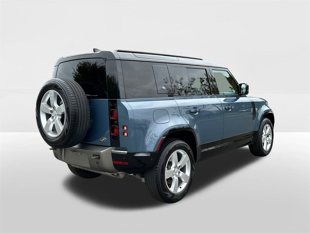 Certified 2023 Land Rover Defender 110 X-Dynamic SE image 4
