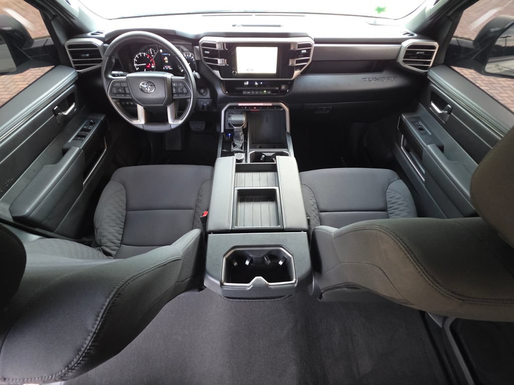 Used 2026 Toyota Tundra SR5 w/ SR5 Convenience Package RWD image 4