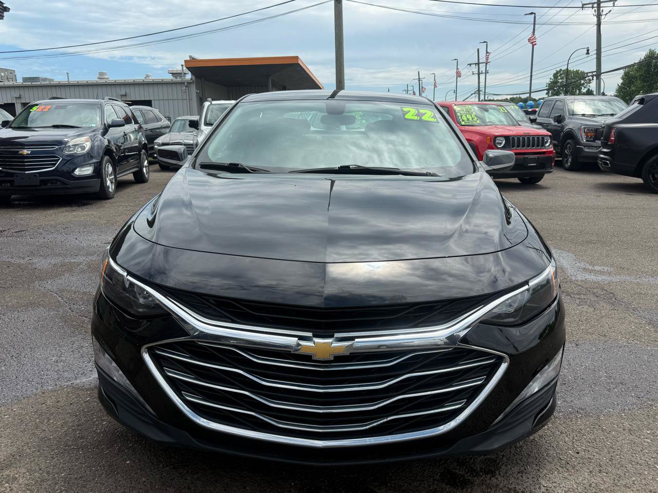 Used 2022 Chevrolet Malibu LT FWD image 4