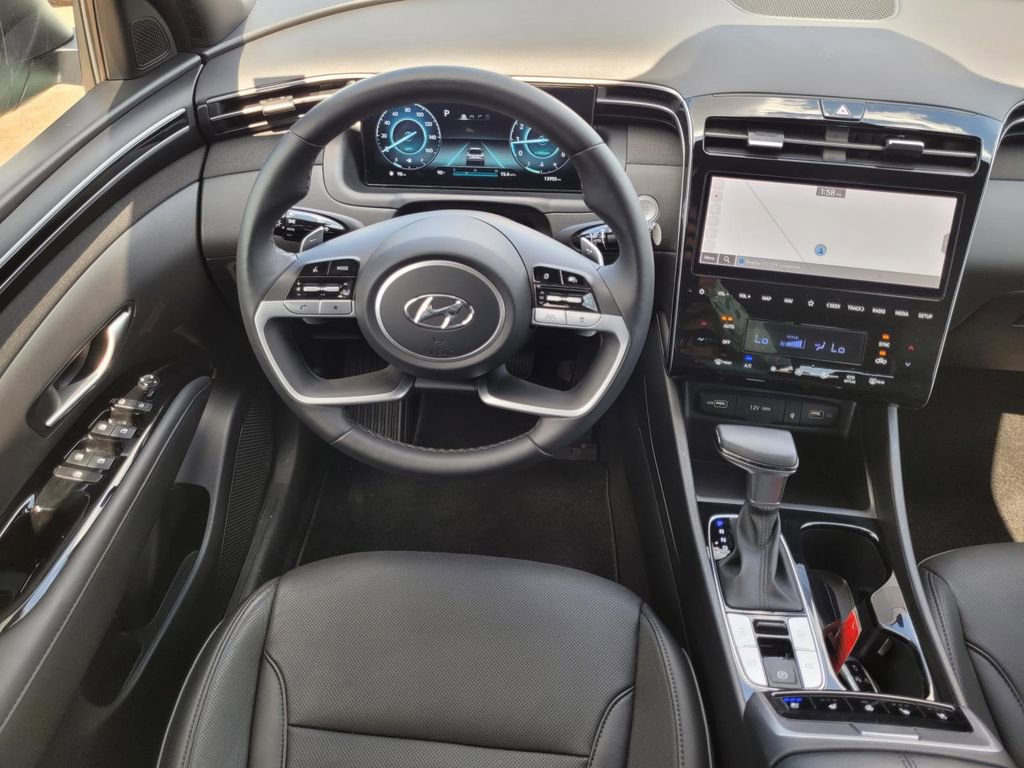 Used 2024 Hyundai Santa Cruz Limited image 16