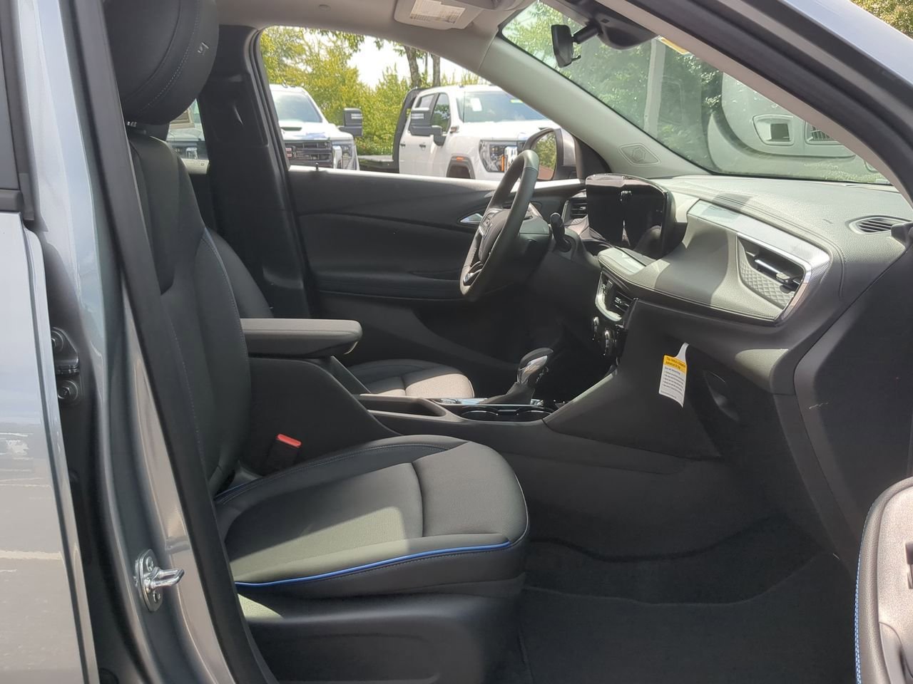 Used 2026 Buick Encore GX Sport Touring w/ Experience Buick Package image 26