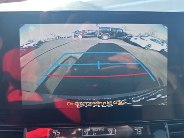 Used 2025 Toyota Sienna XLE Woodland Edition image 12