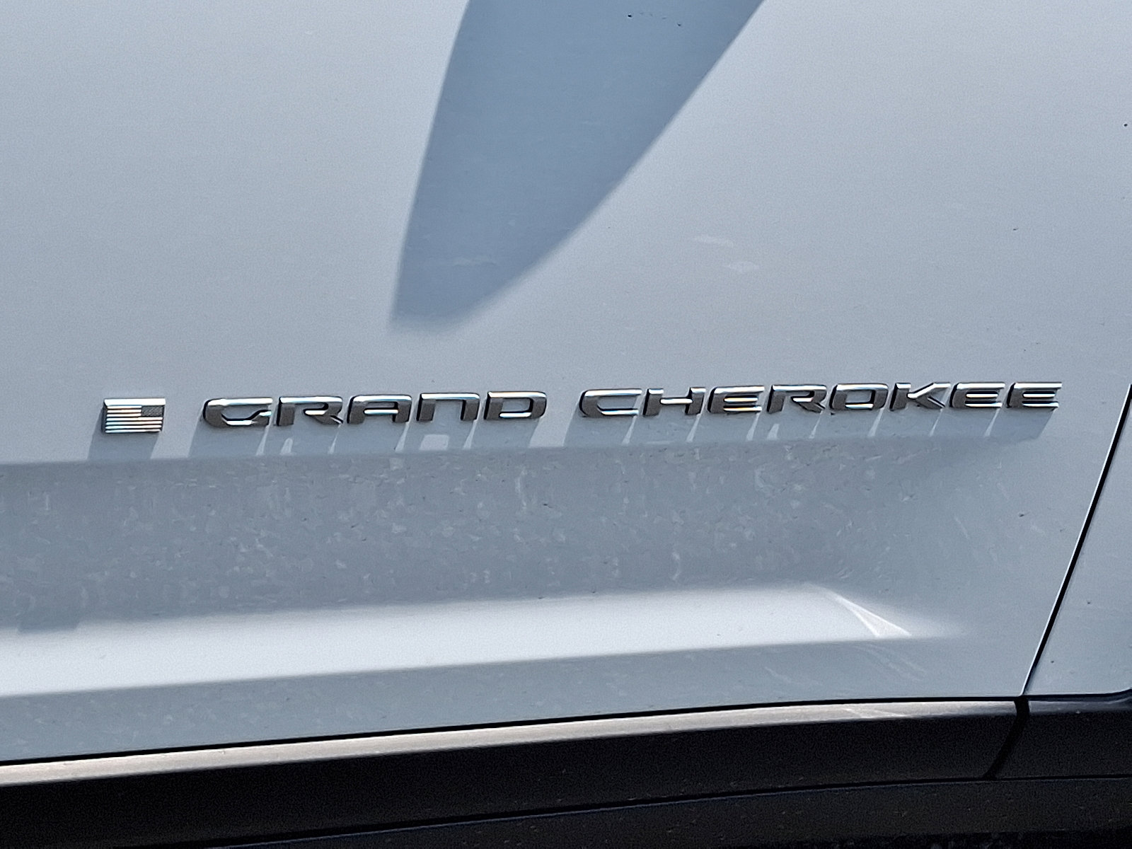 New 2025 Jeep Grand Cherokee Limited image 16