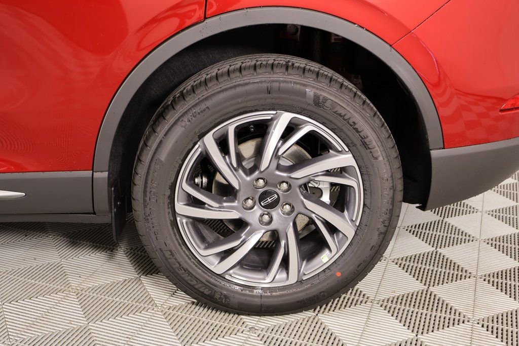 New 2026 Lincoln Corsair Premiere image 19