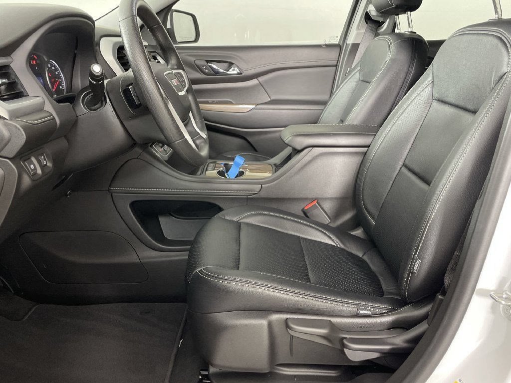 Used 2021 GMC Acadia SLE FWD image 18
