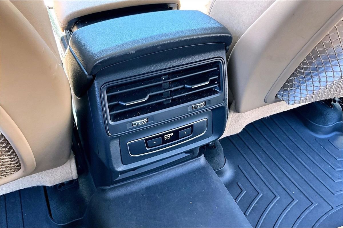 Used 2020 Audi Q7 3.0T Premium Plus image 10