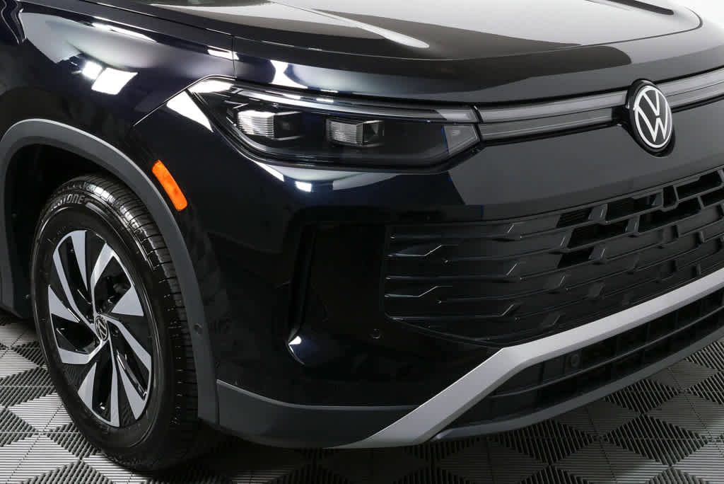 New 2026 Volkswagen Tiguan S FWD image 34