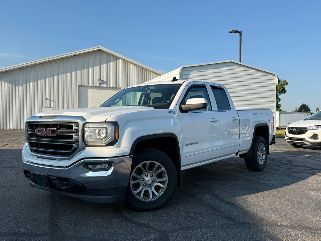 Used 2016 GMC Sierra 1500 SLE w/ Suspension Package, Off-Road AWD/4WD image 4
