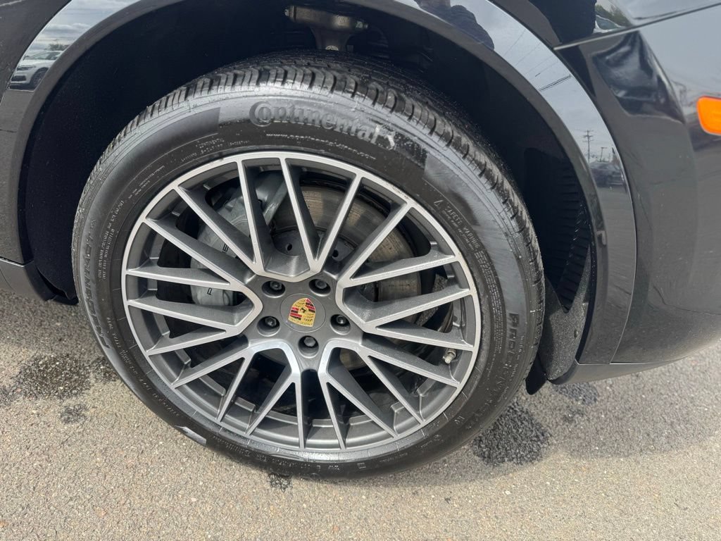 Used 2019 Porsche Cayenne S AWD/4WD image 21