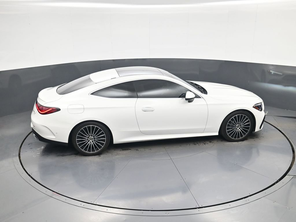 Used 2024 Mercedes-Benz CLE 300 4MATIC Coupe image 33