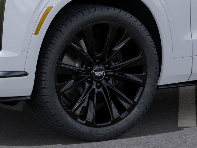New 2027 Cadillac Vistiq Platinum w/ LPO, Floor Liner Package AWD/4WD image 9
