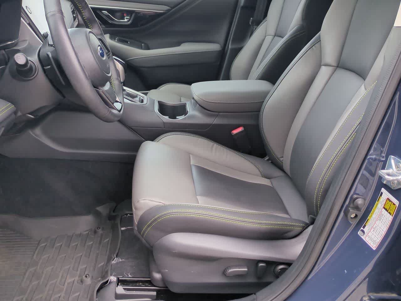 Certified 2025 Subaru Outback Onyx Edition AWD/4WD image 15