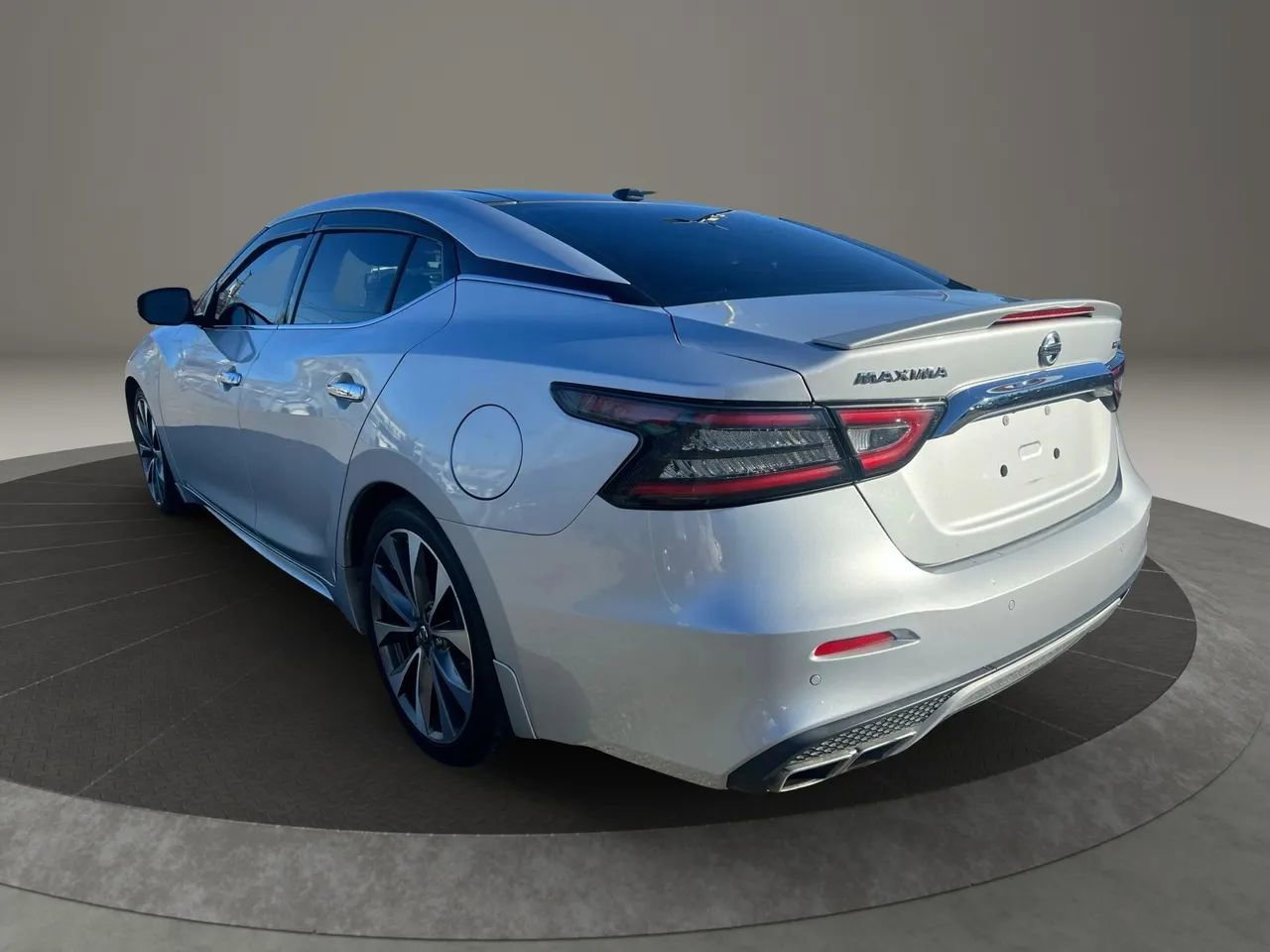 Used 2019 Nissan Maxima Platinum w/ Illumination Package FWD image 7