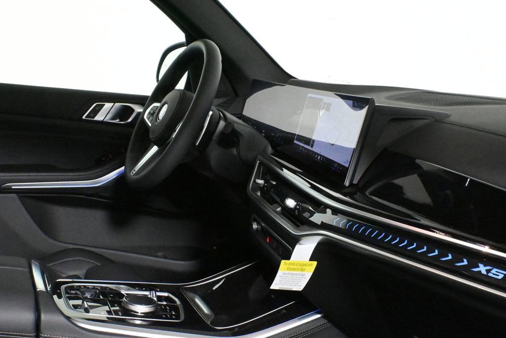 Used 2025 BMW X5 xDrive50e w/ M Sport Package image 35