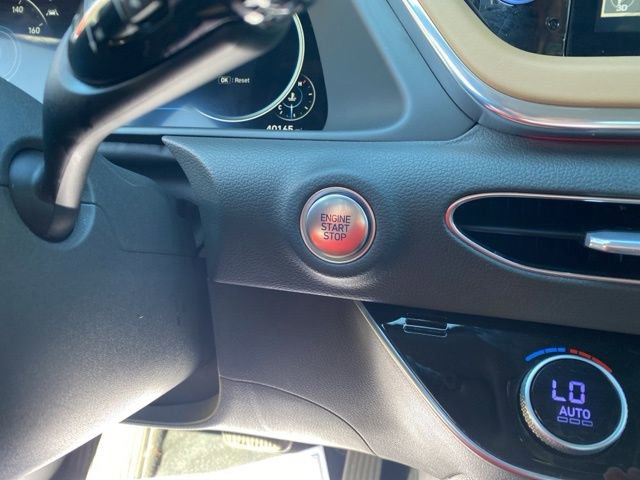 Used 2021 Hyundai Sonata Limited image 32