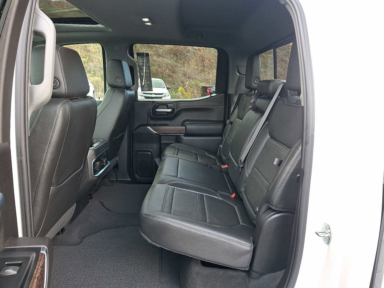 Used 2021 GMC Sierra 1500 Denali w/ Denali Premium Package image 12