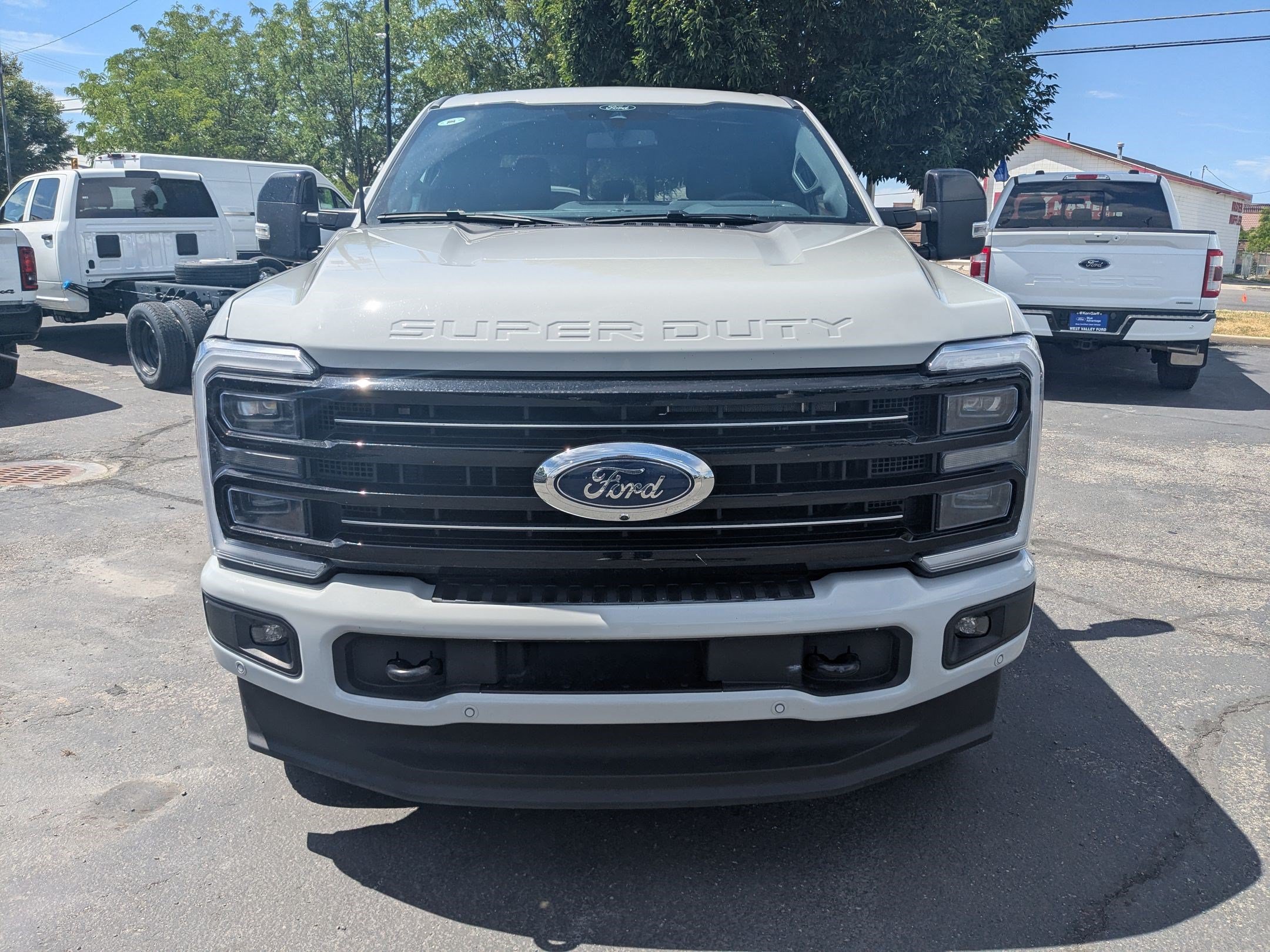 Used 2026 Ford F350 Platinum AWD/4WD image 13