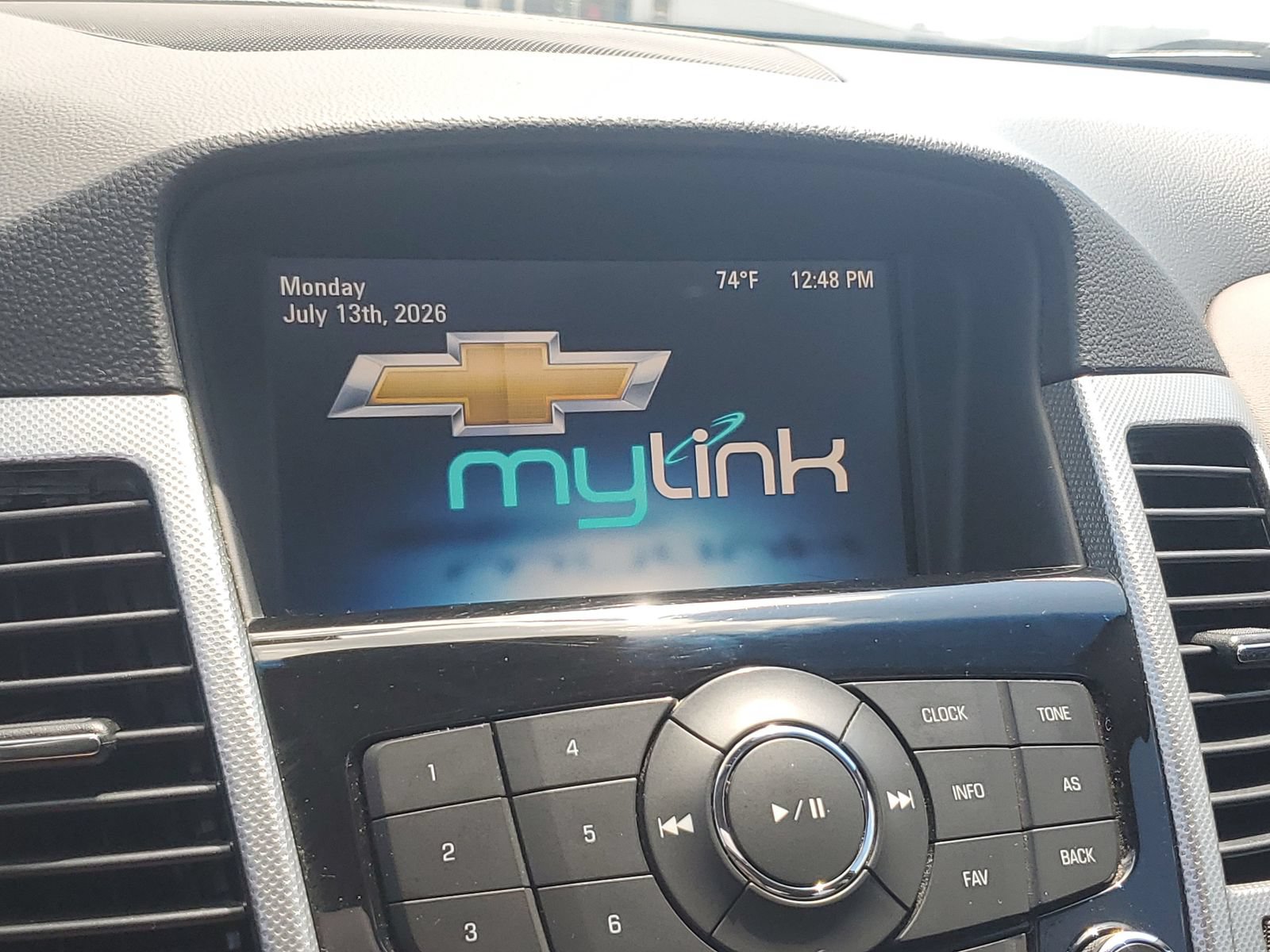 Used 2015 Chevrolet Cruze LTZ w/ Sun, Sound and Sport Package FWD image 27