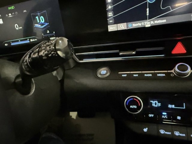 New 2025 Hyundai Elantra SEL image 20