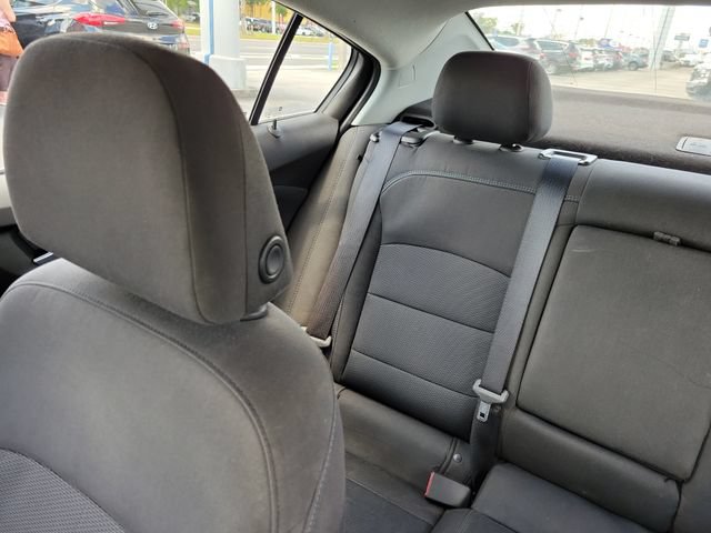 Used 2019 Chevrolet Cruze LT FWD image 17
